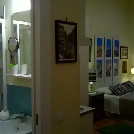 Le Stanze Di Angela 4* נאפולי